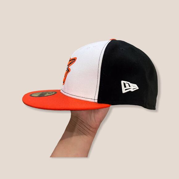 NWT Baltimore Orioles fitted hat. 7 1/2 - Picture 2 of 4